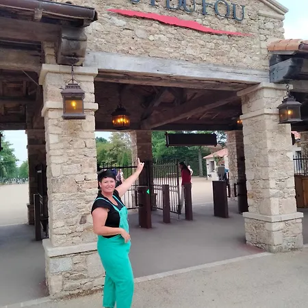 D'hotes Simplement Bed & Breakfast *