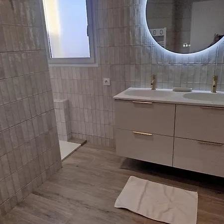 לינה וארוחת בוקר D'hotes Simplement Beaurepaire (Vendee)